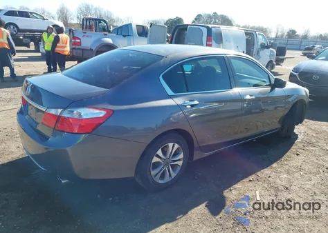 2015 Honda Accord Lx z USA, uszkodzony, nr VIN 1HGCR2F38FA039116